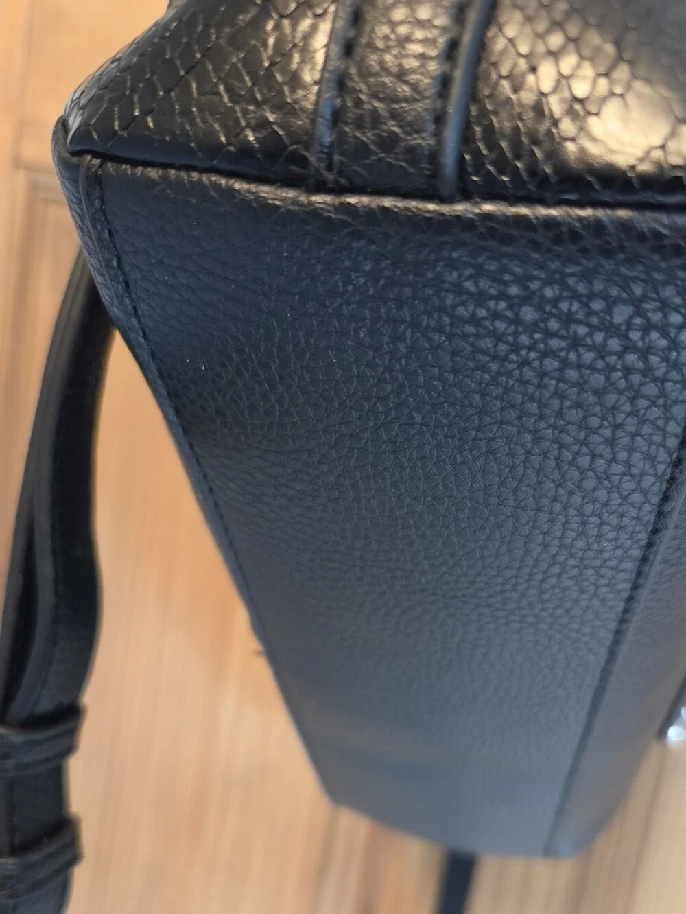 Steve Madden Crossbody Bag w/ Wallet - Picture 6 of 10